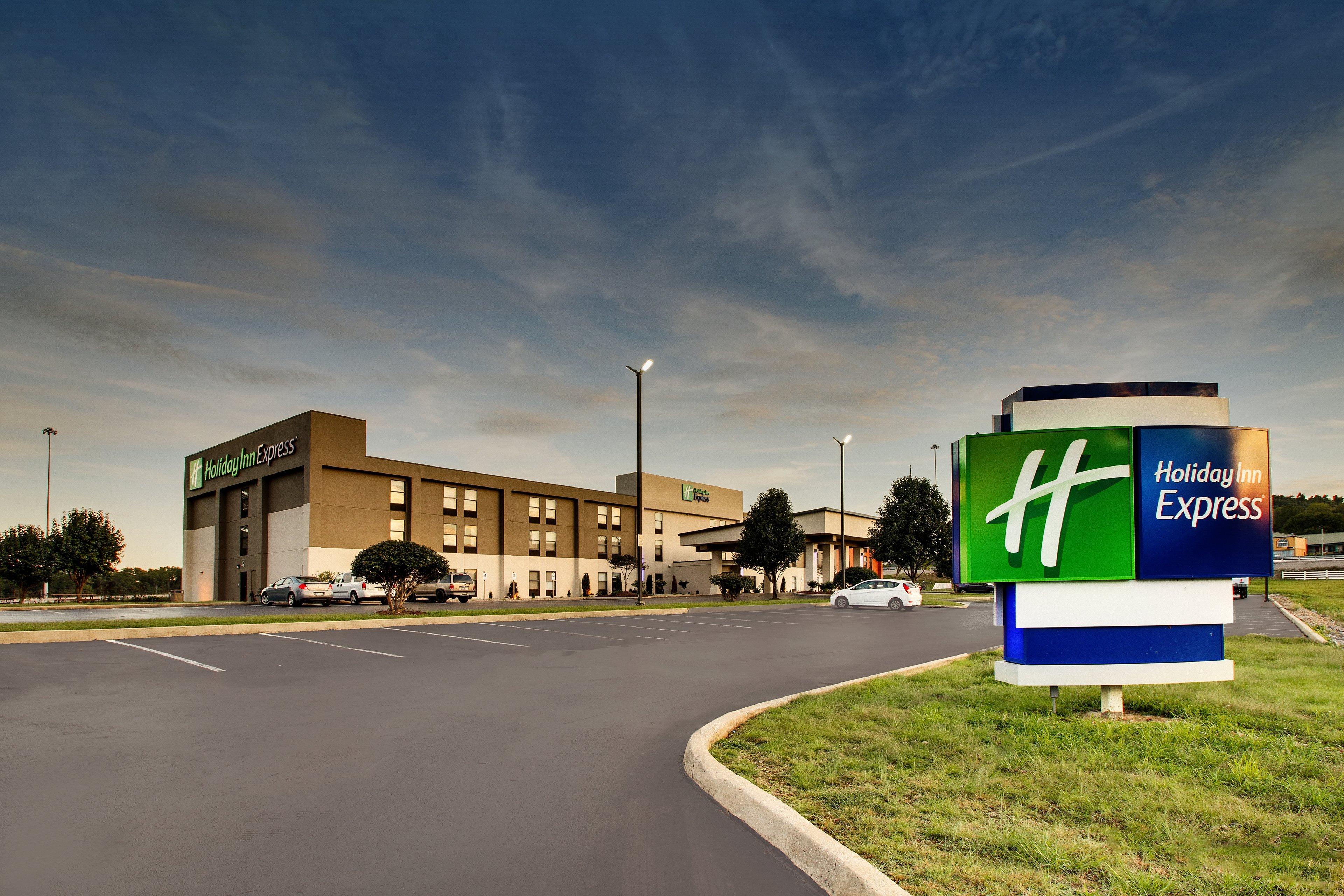 Holiday Inn Express - Horse Cave By Ihg Exteriör bild