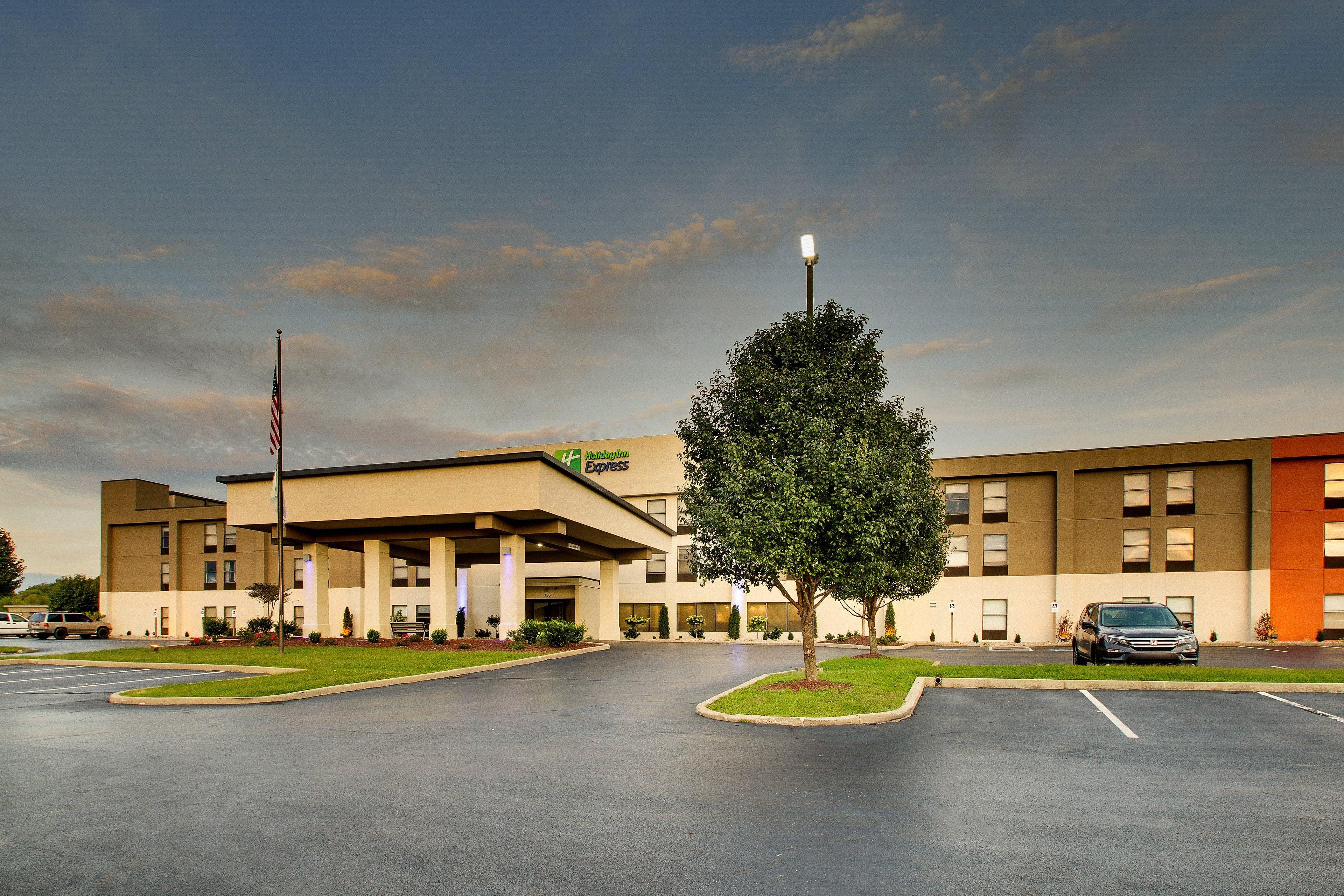 Holiday Inn Express - Horse Cave By Ihg Exteriör bild